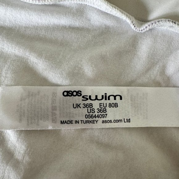 Asos one piece floral swim suit | 36B / US M - Picture 3 of 3